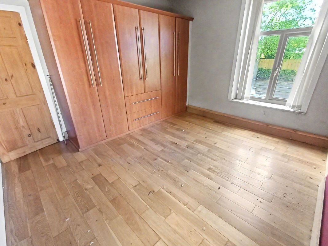 Image 16 of 18