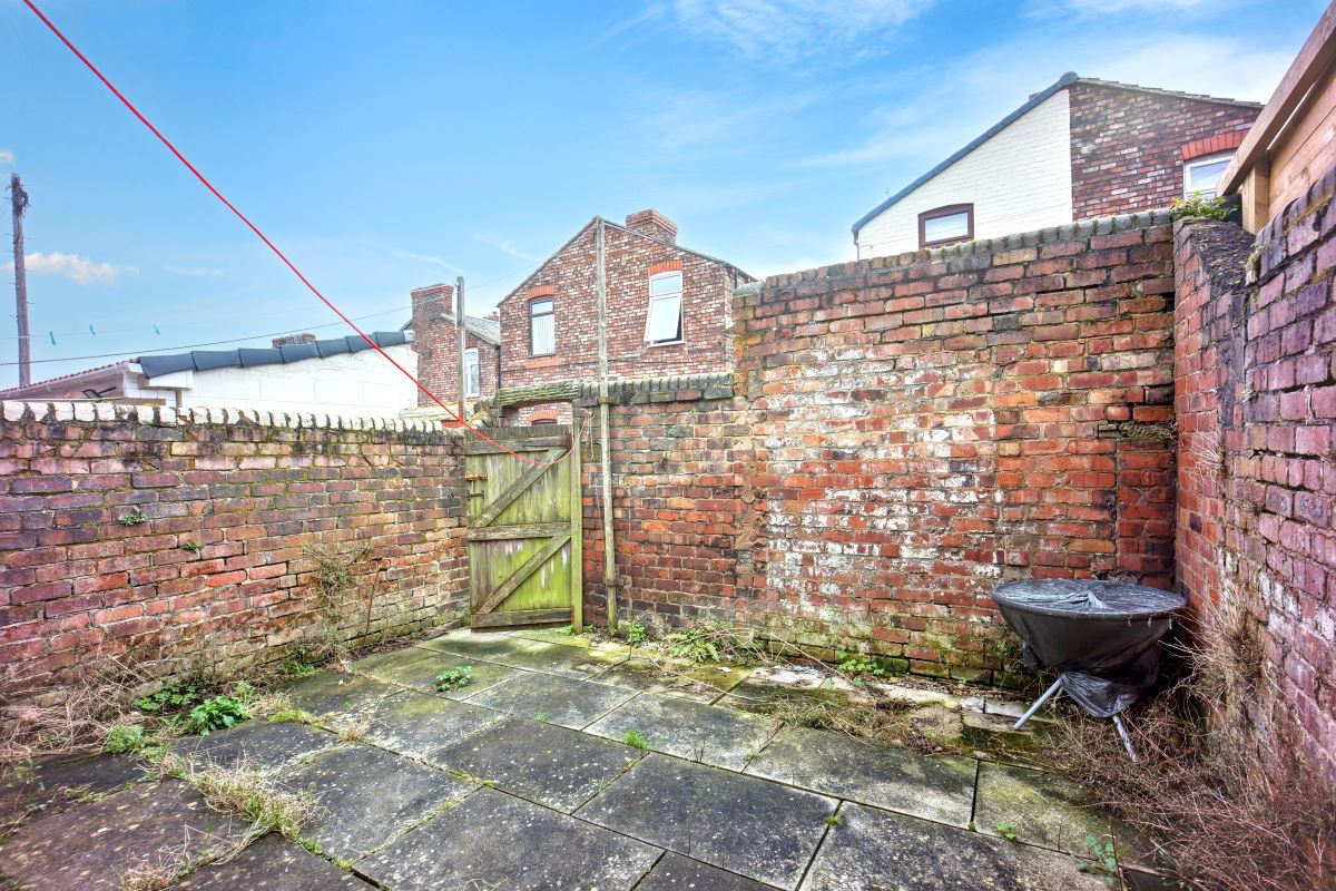 Image 15 of 17