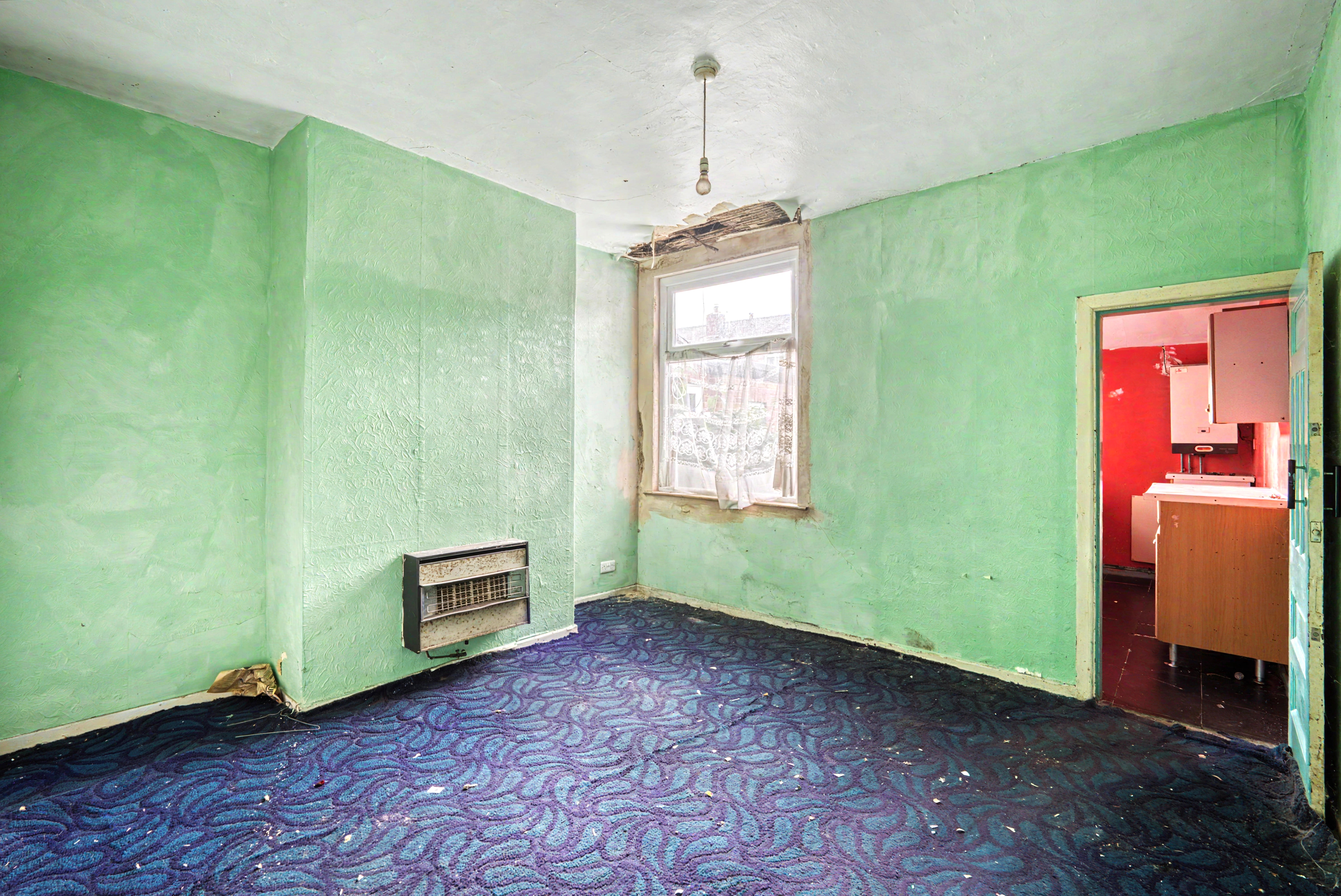 Image 4 of 15