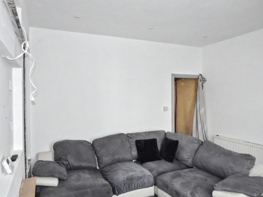 Image 3 of 17