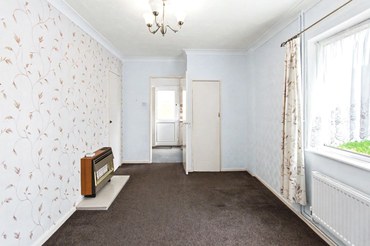 Image 4 of 15
