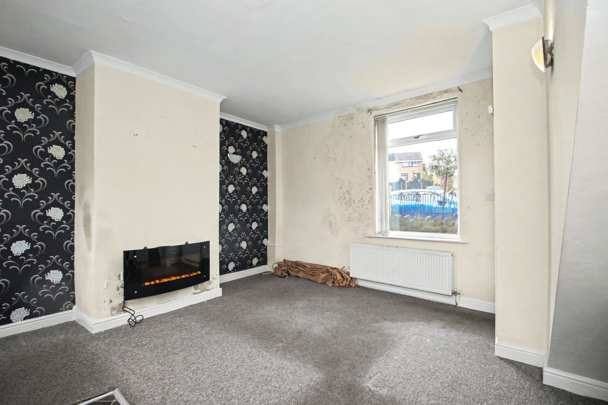 Image 2 of 13