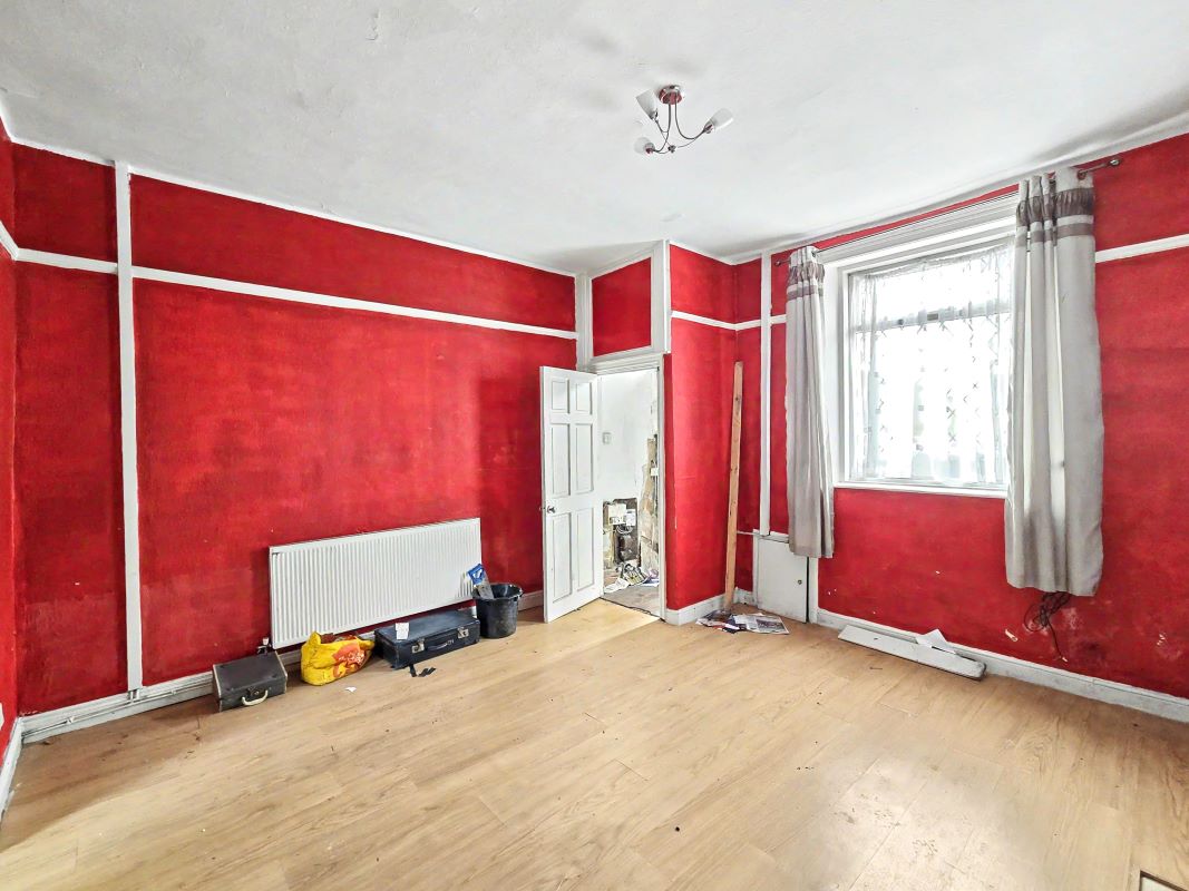 Image 3 of 15