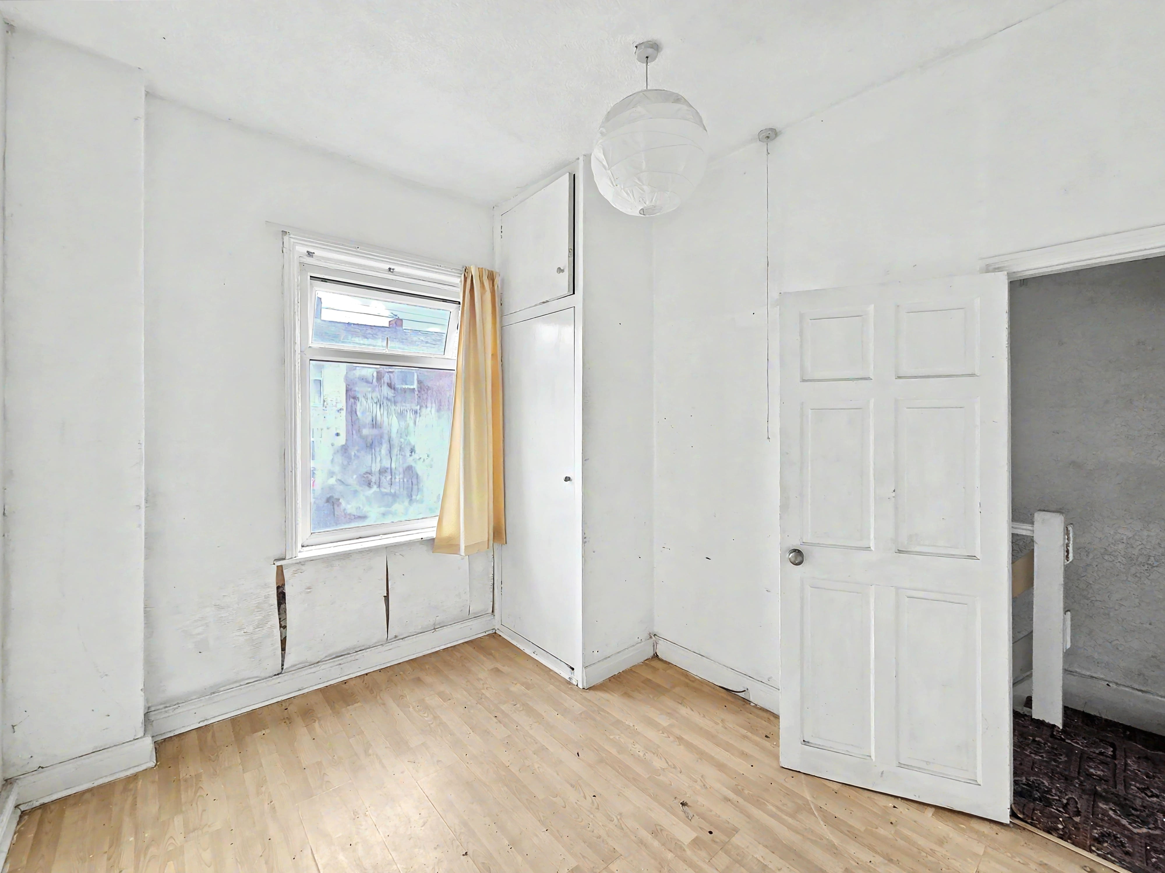 Image 10 of 15