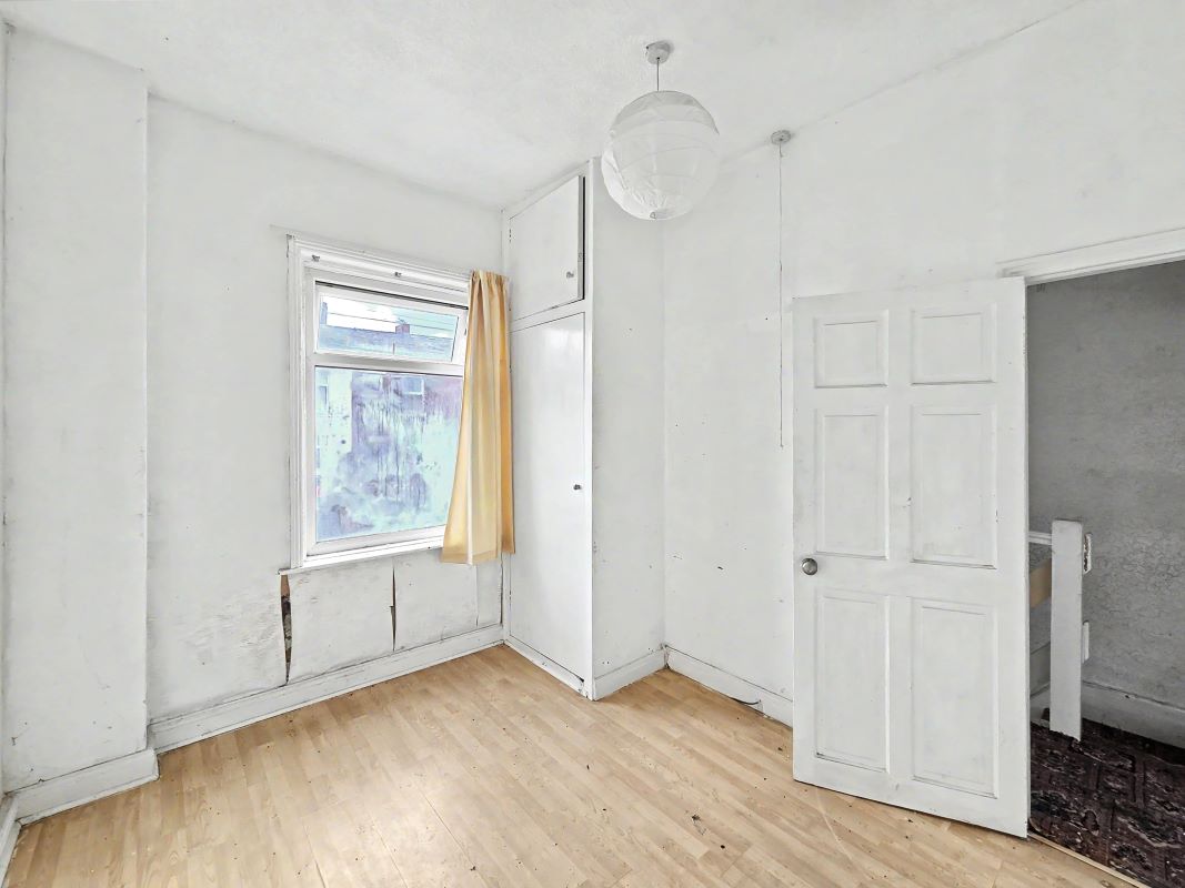 Image 10 of 15