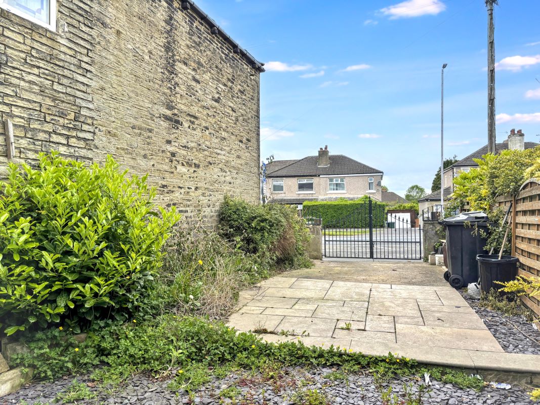 Image 15 of 16