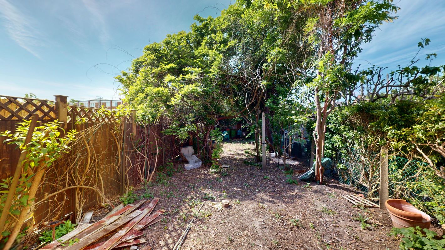 Image 12 of 15