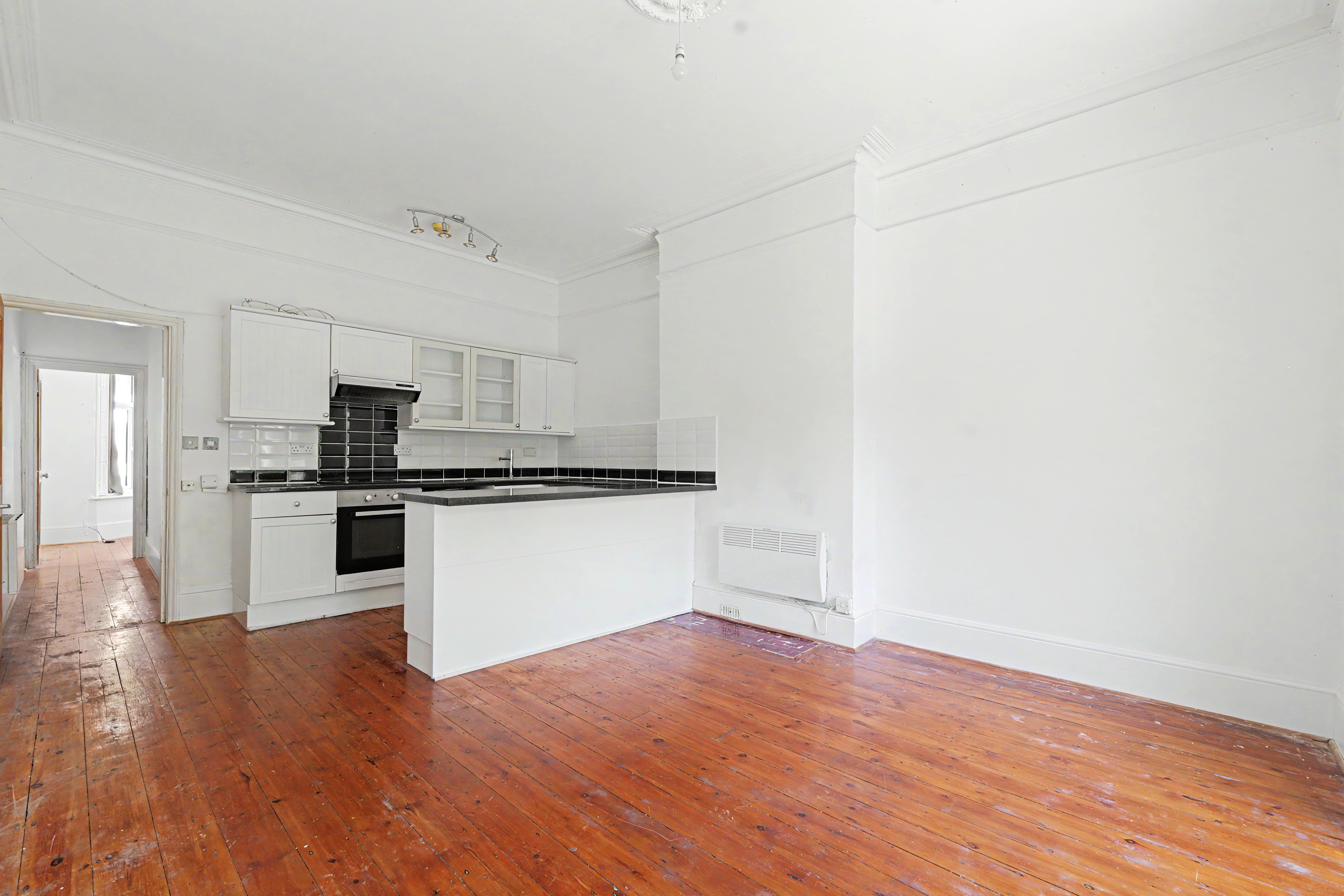 Image 4 of 11