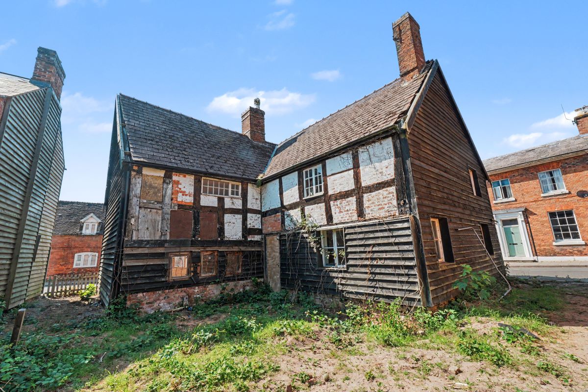 Image 18 of 19