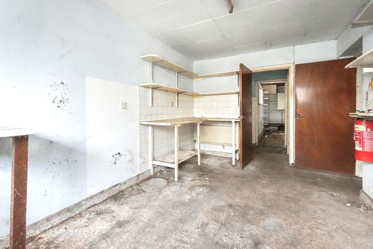 Image 19 of 23