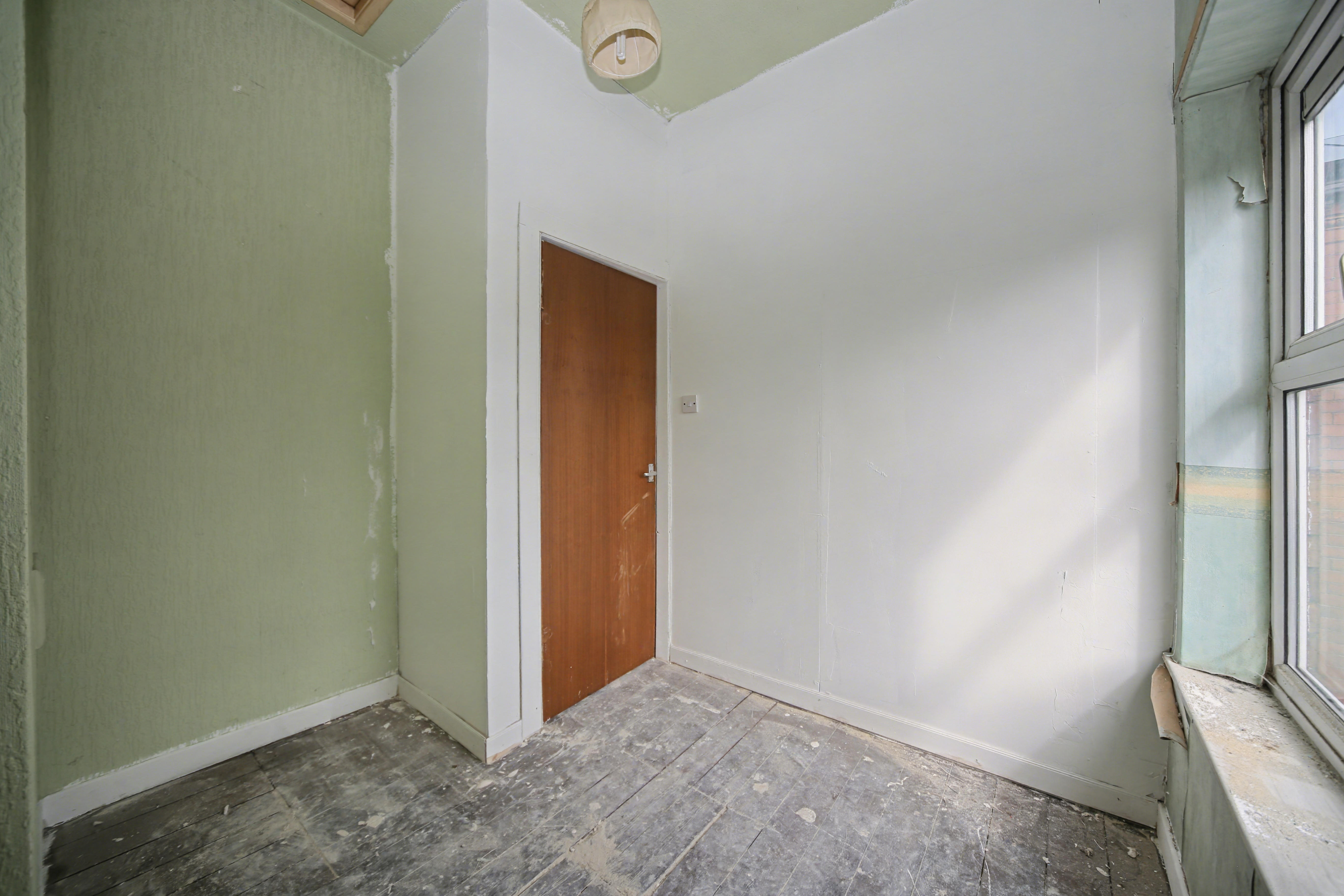 Image 13 of 18