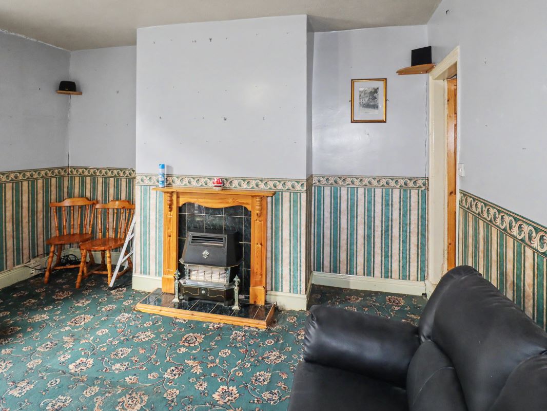 Image 2 of 15