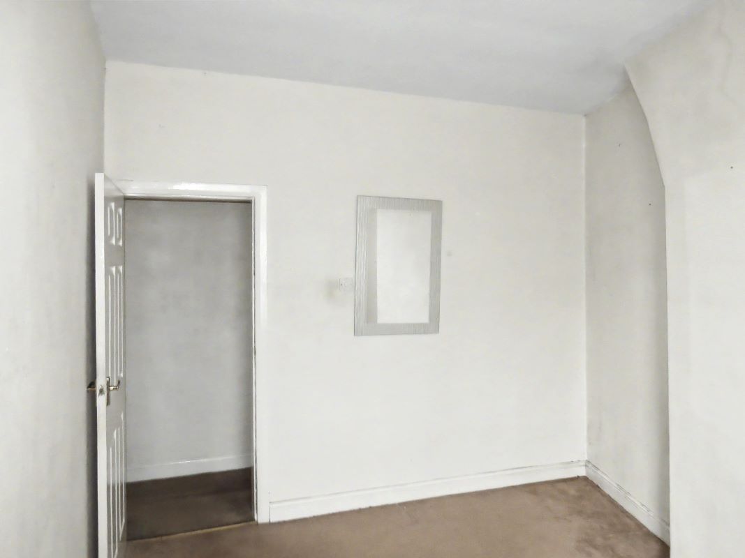 Image 13 of 19
