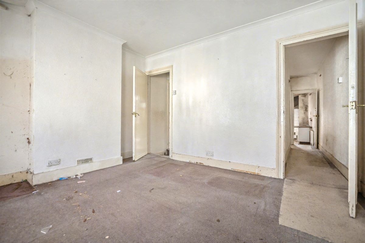 Image 8 of 13