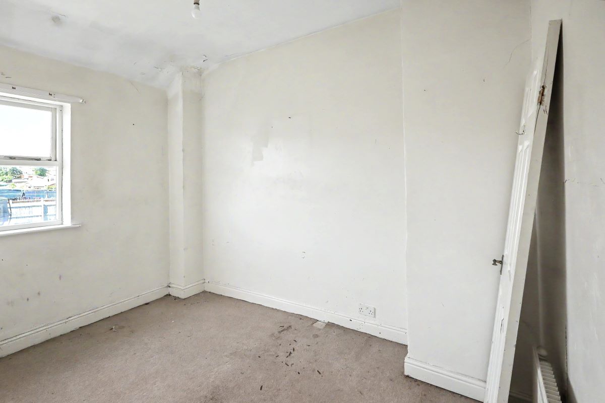 Image 10 of 14