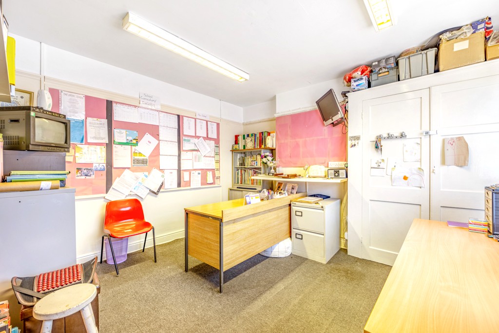 Image 17 of 20