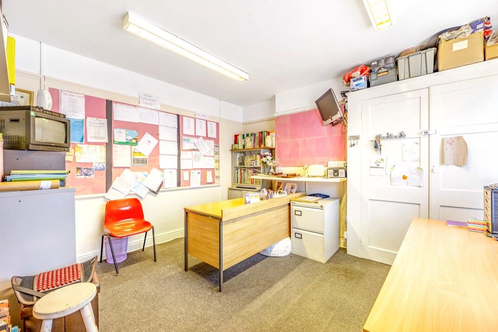 Image 17 of 20