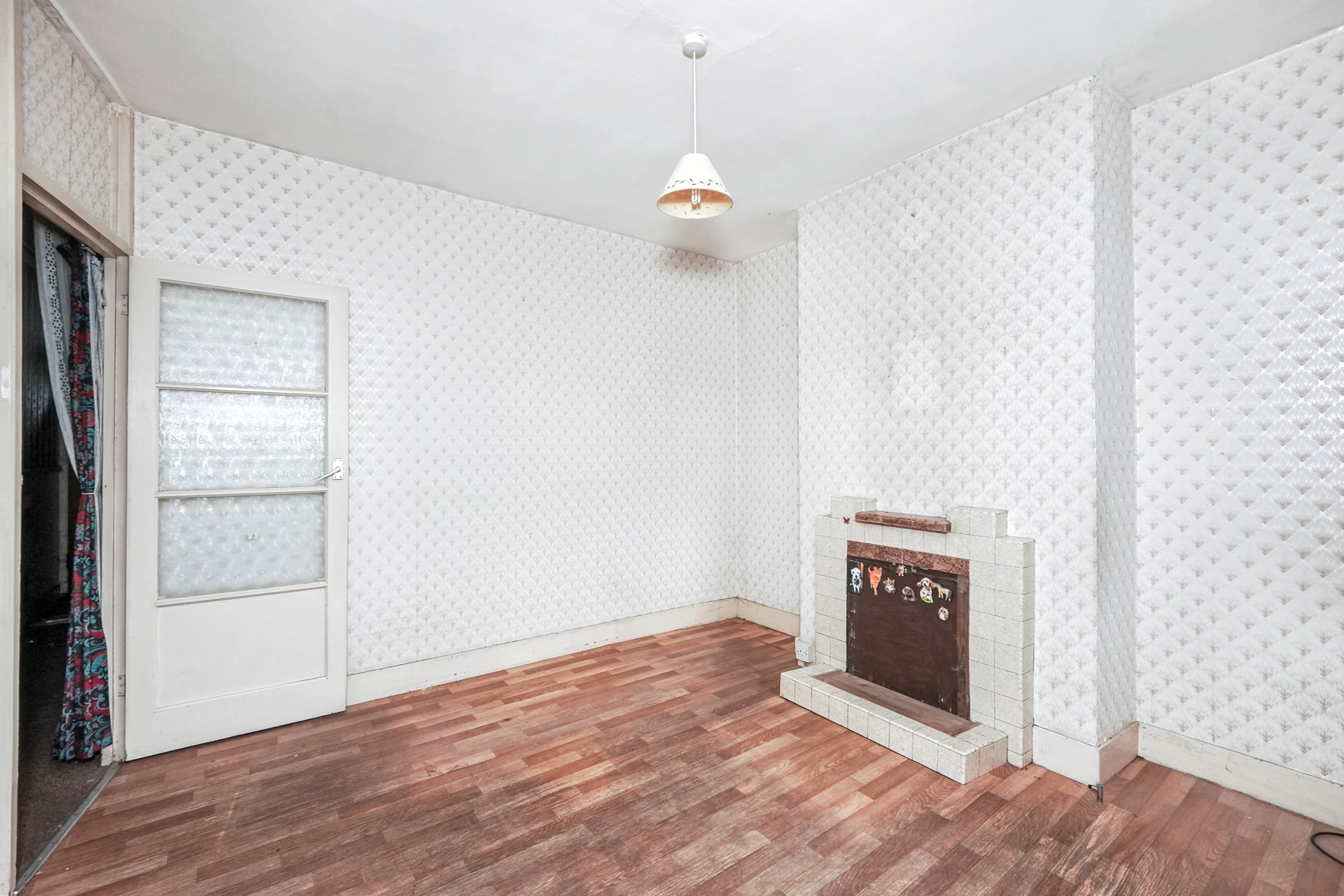 Image 6 of 18