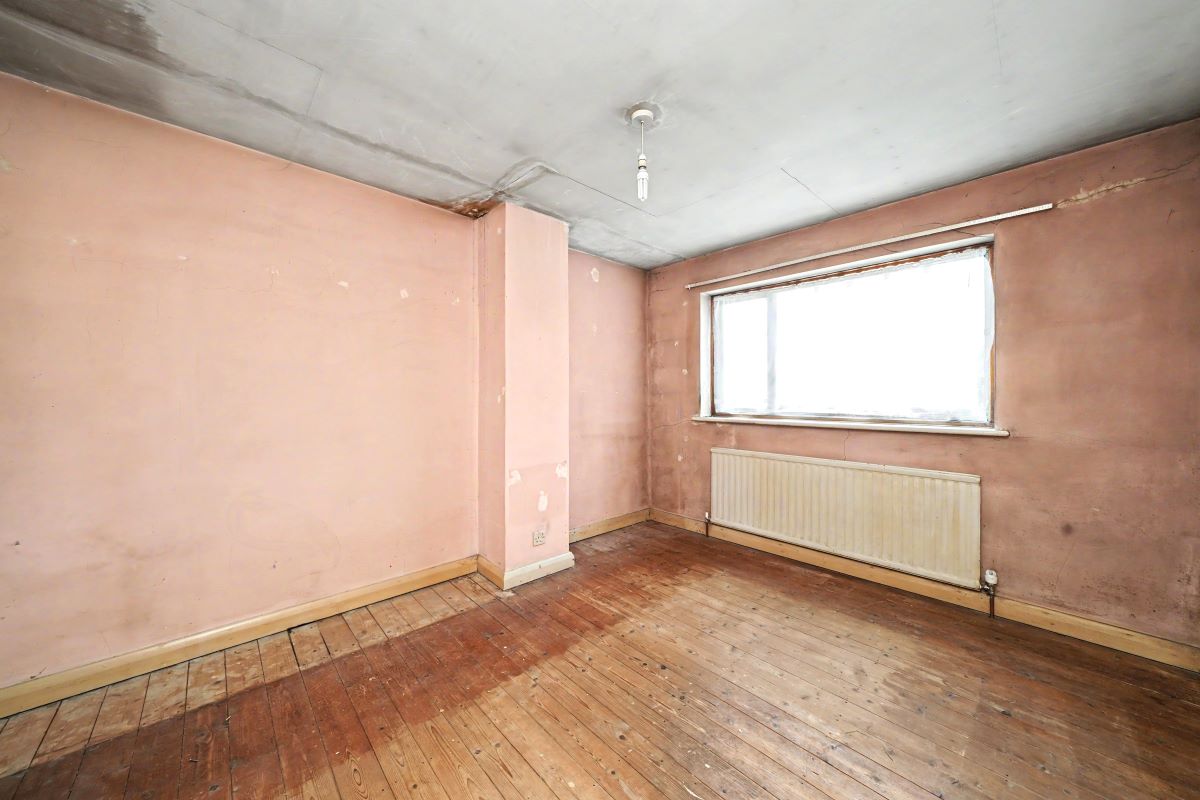 Image 8 of 23