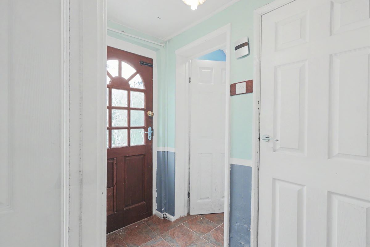 Image 19 of 23