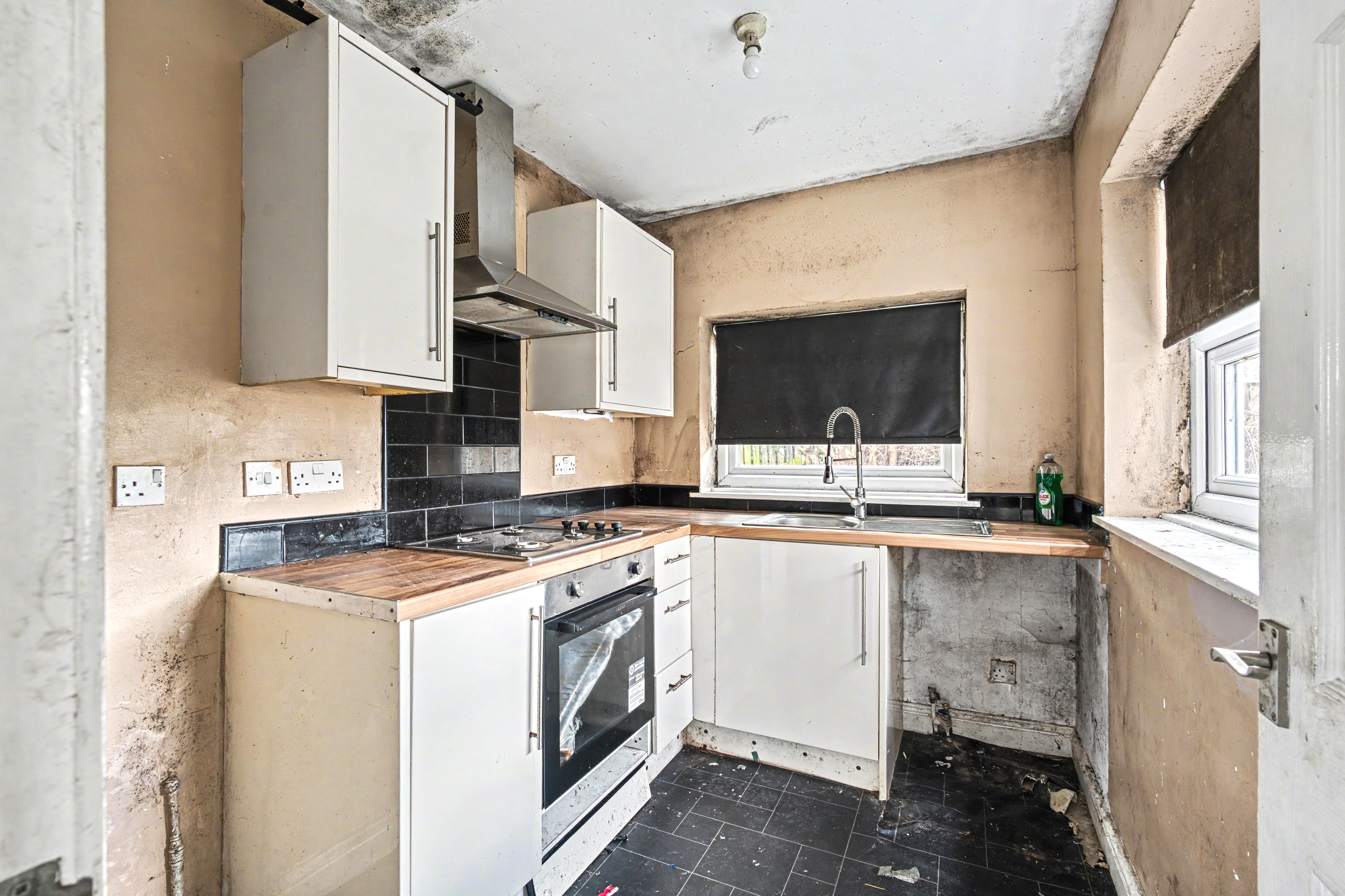 Image 8 of 20