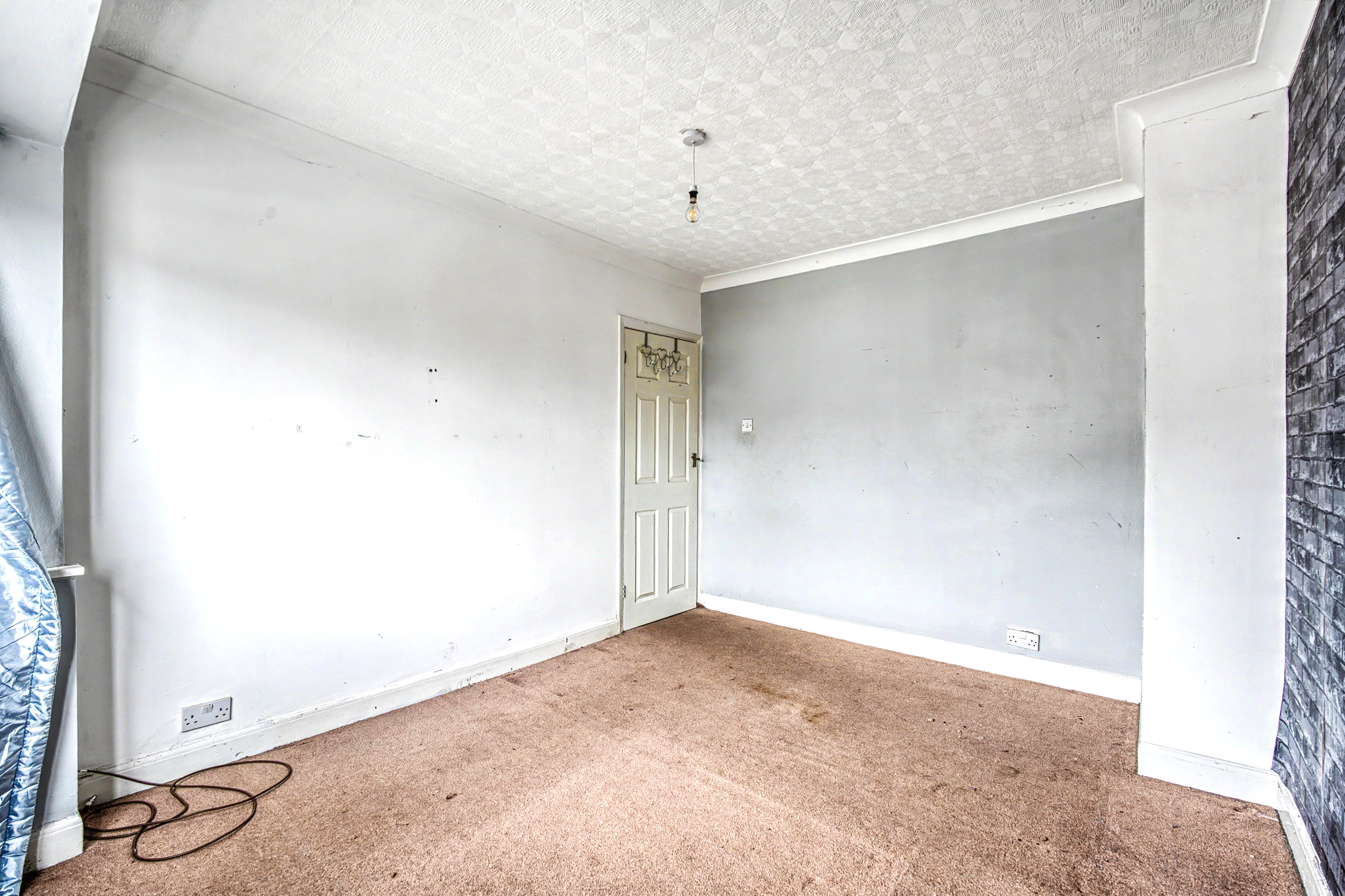 Image 12 of 20