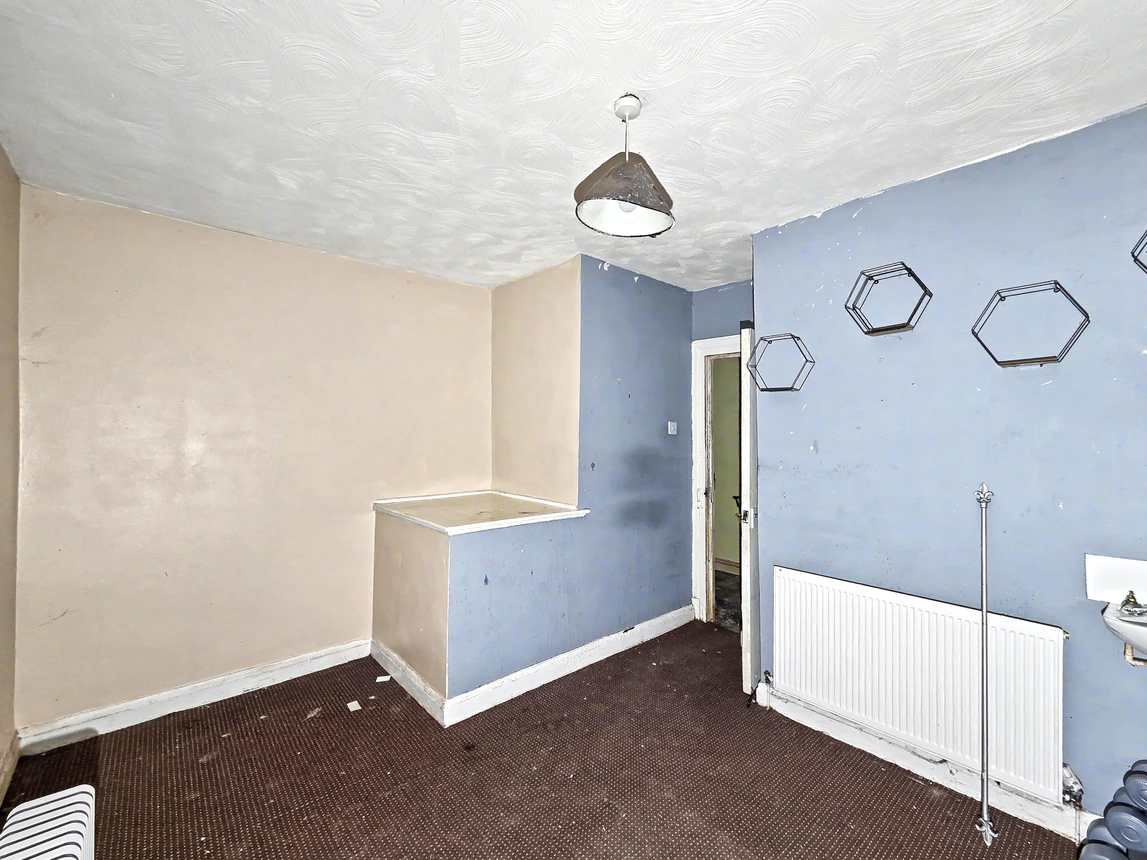 Image 7 of 17