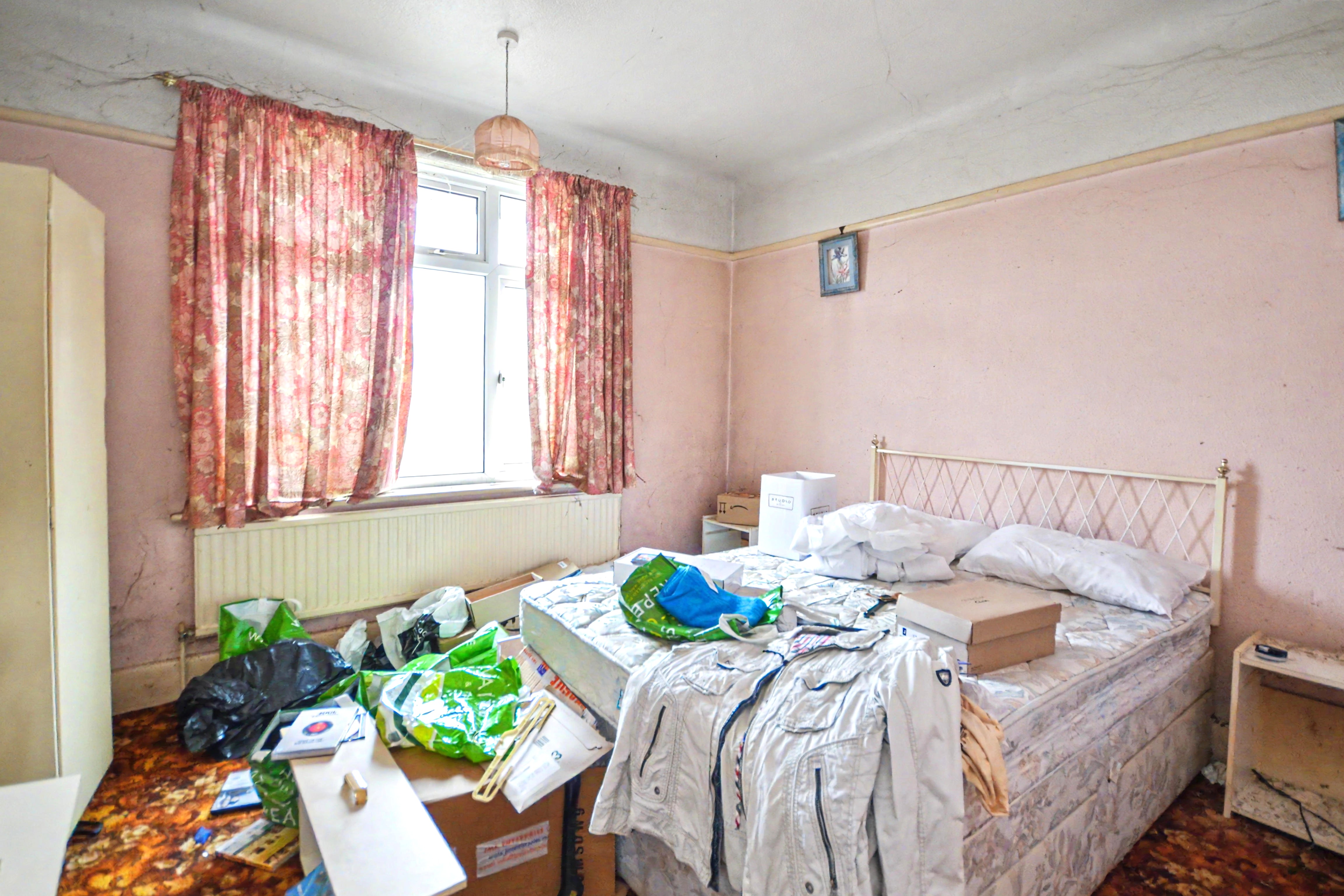 Image 11 of 18