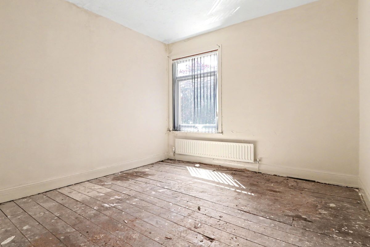 Image 6 of 11
