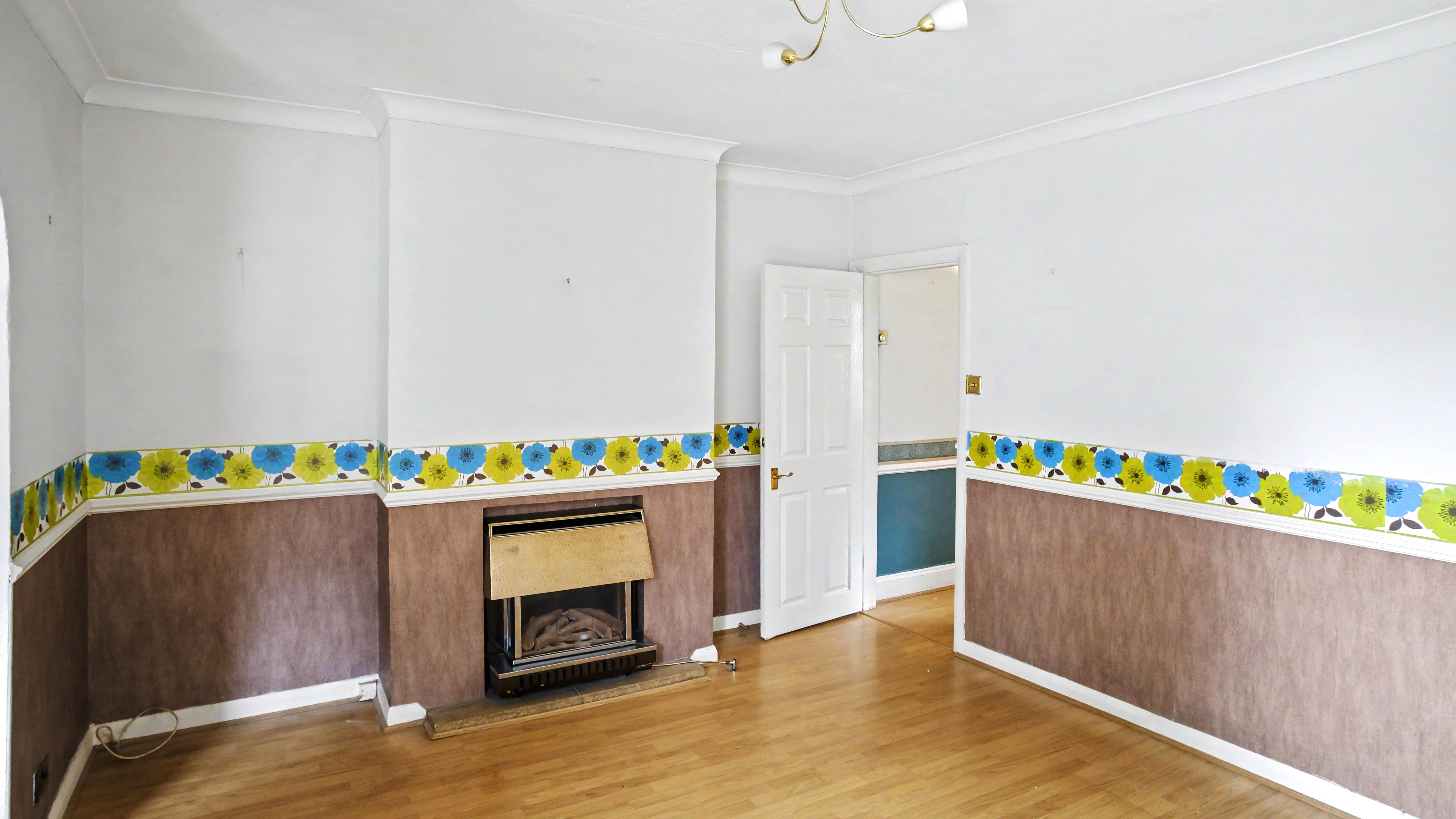 Image 4 of 17