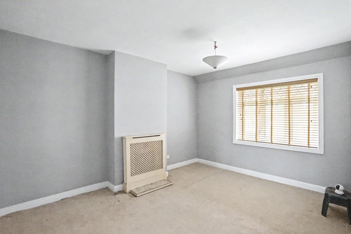 Image 11 of 21