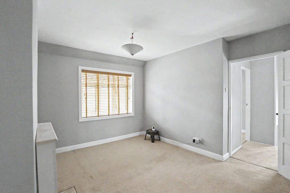 Image 12 of 21