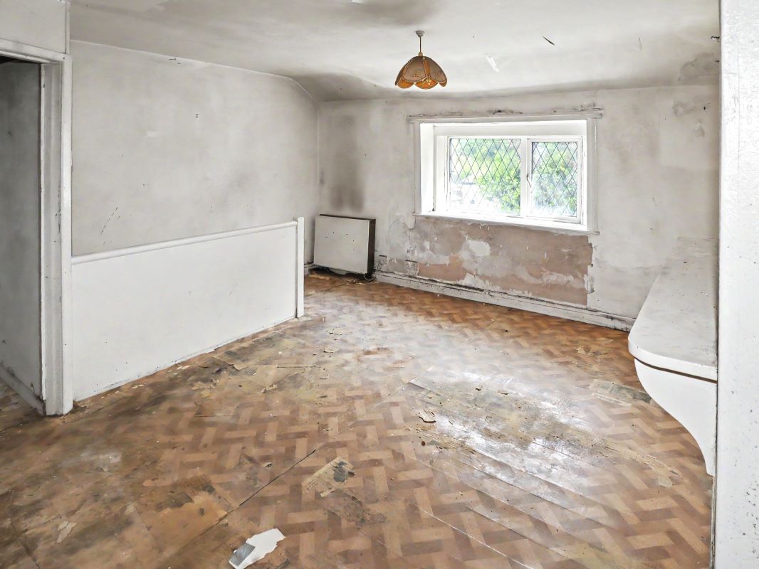 Image 10 of 14