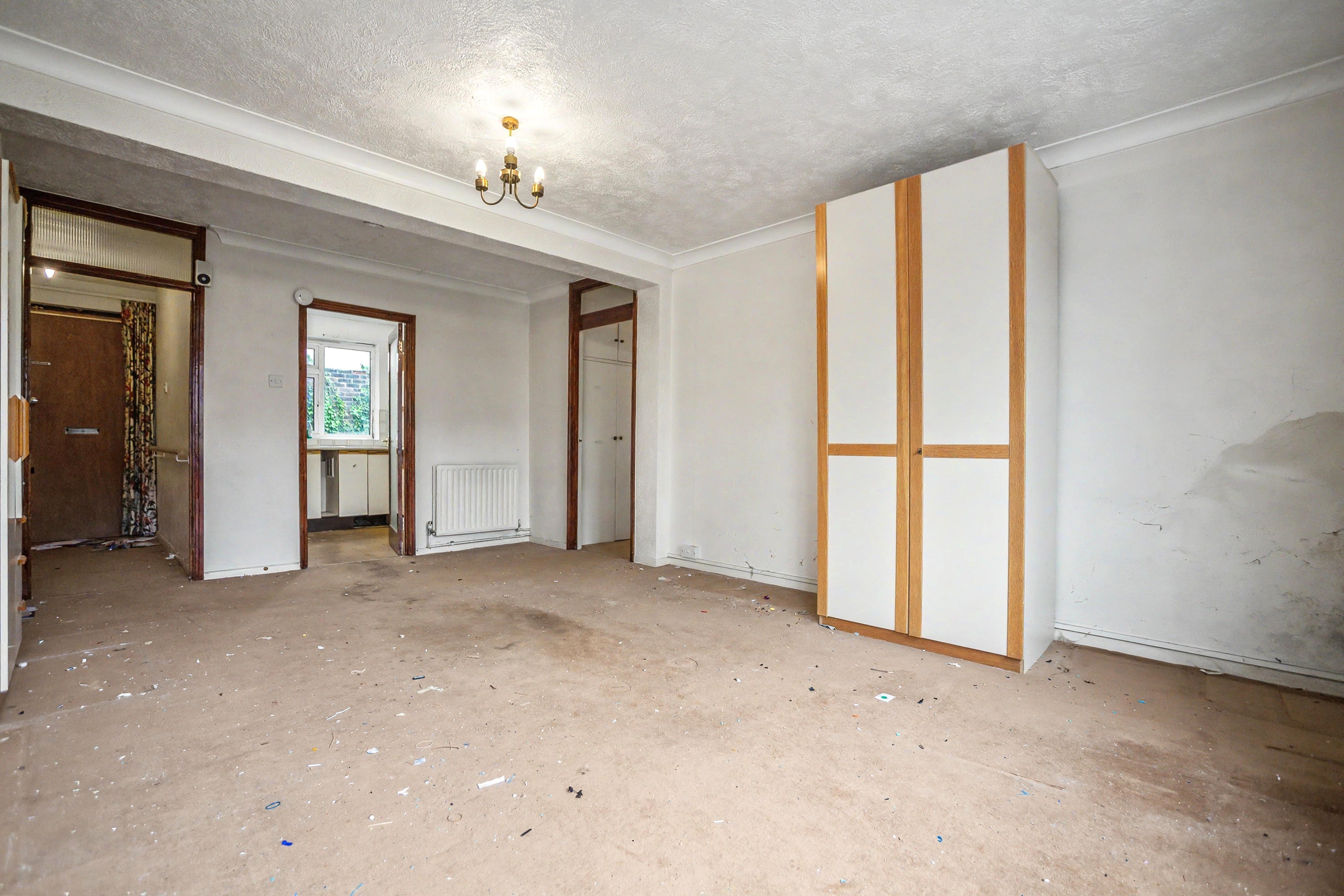Image 3 of 12