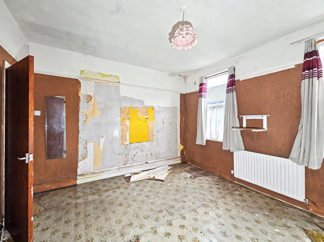 Image 10 of 20