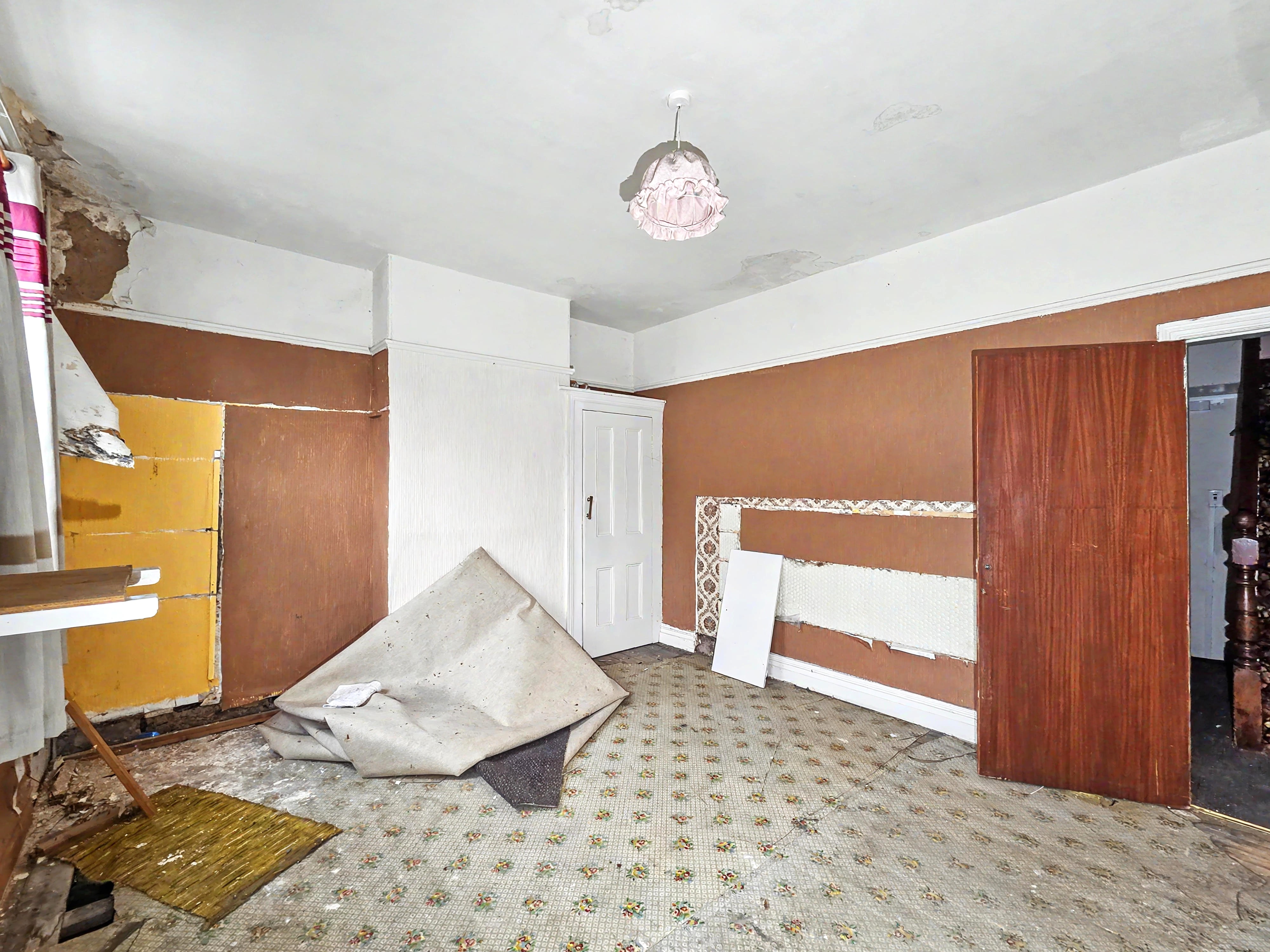 Image 11 of 20