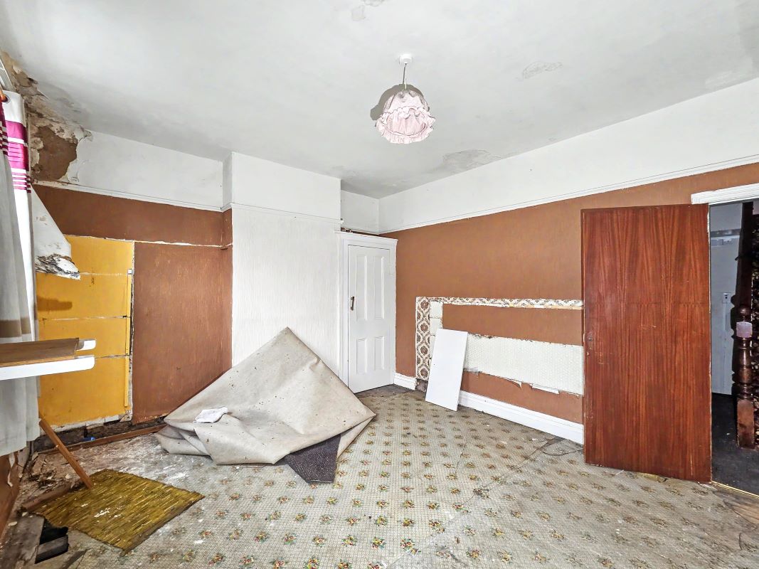 Image 11 of 20