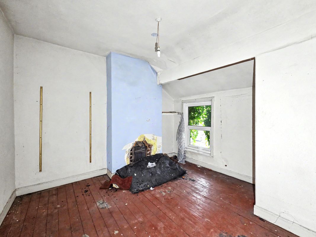 Image 13 of 20