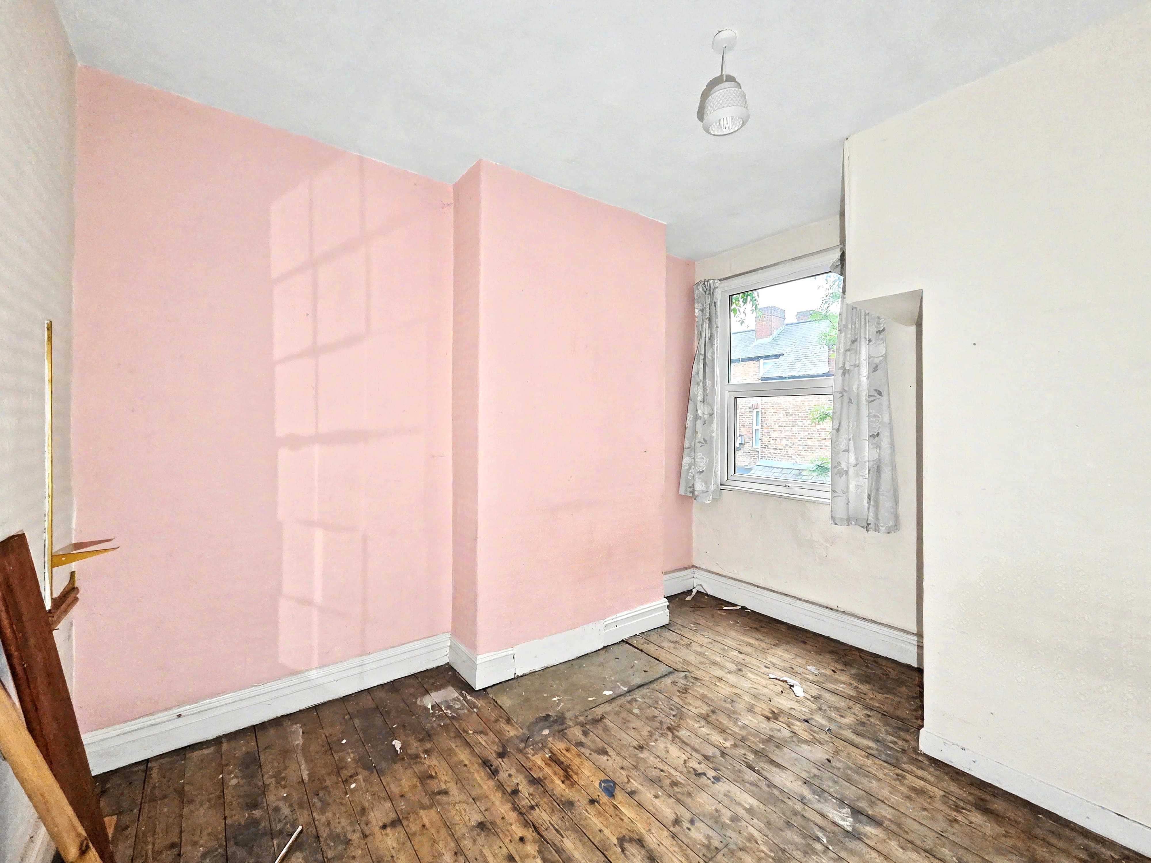 Image 16 of 20