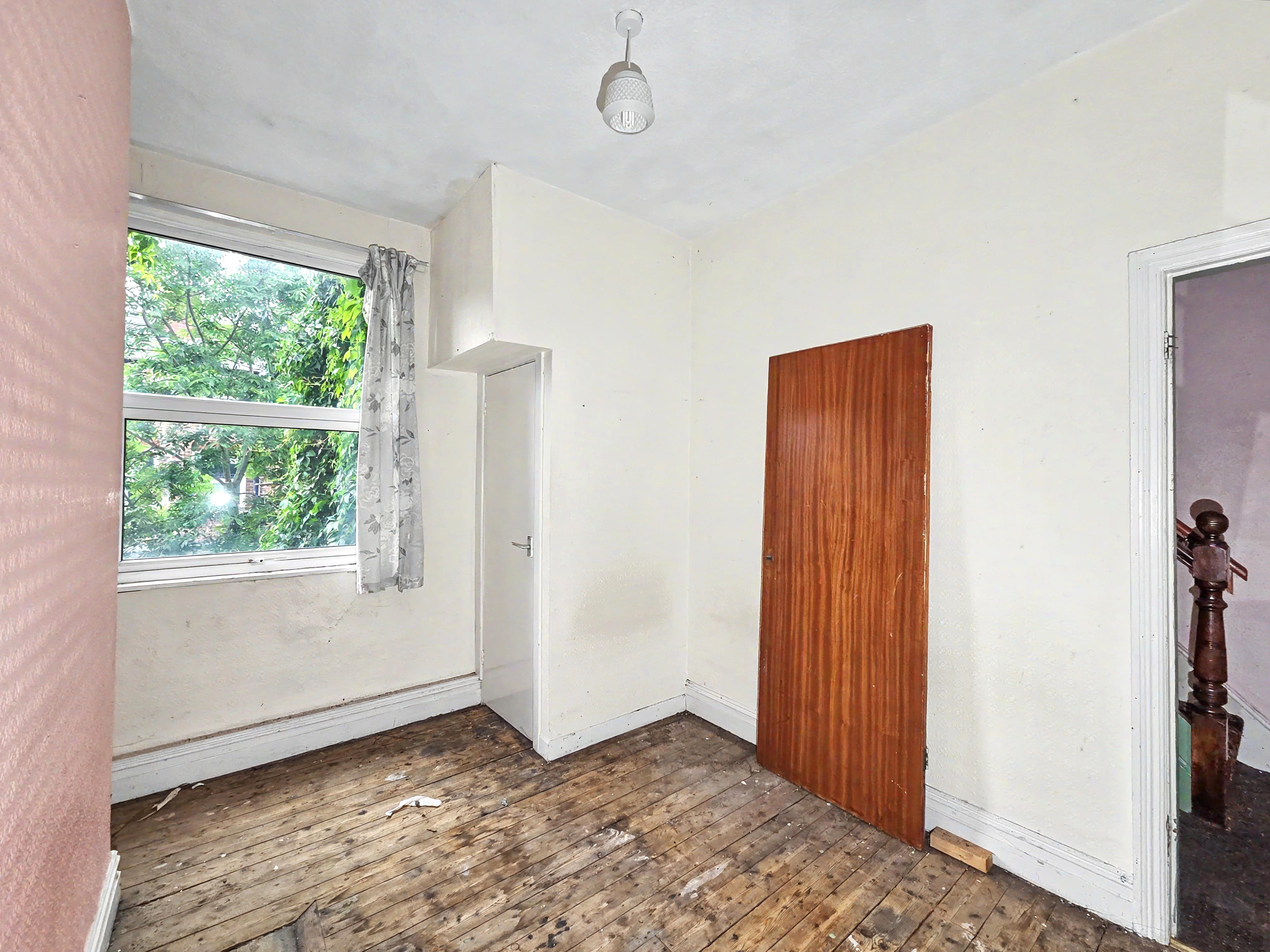 Image 17 of 20