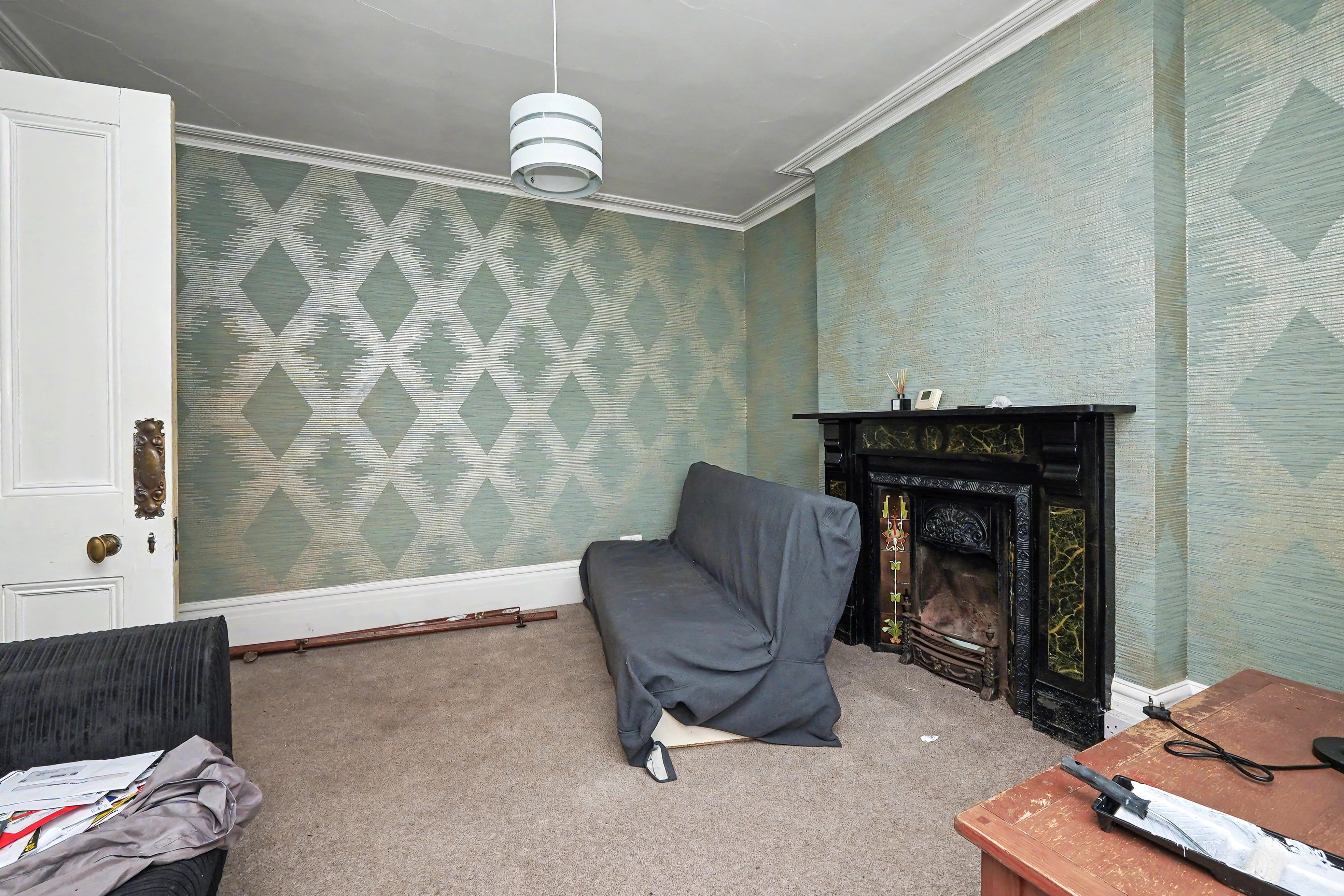 Image 3 of 17