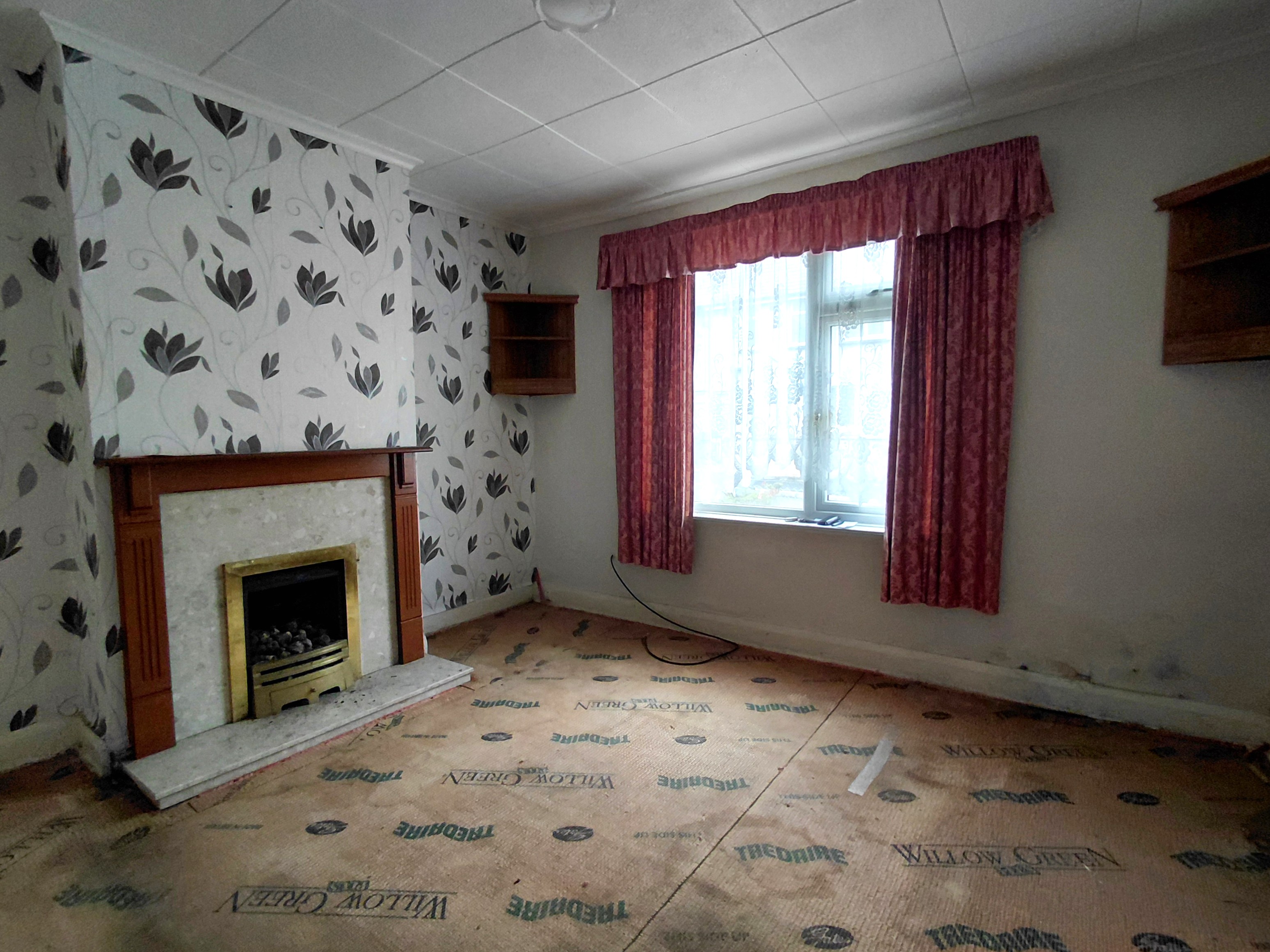 Image 2 of 11