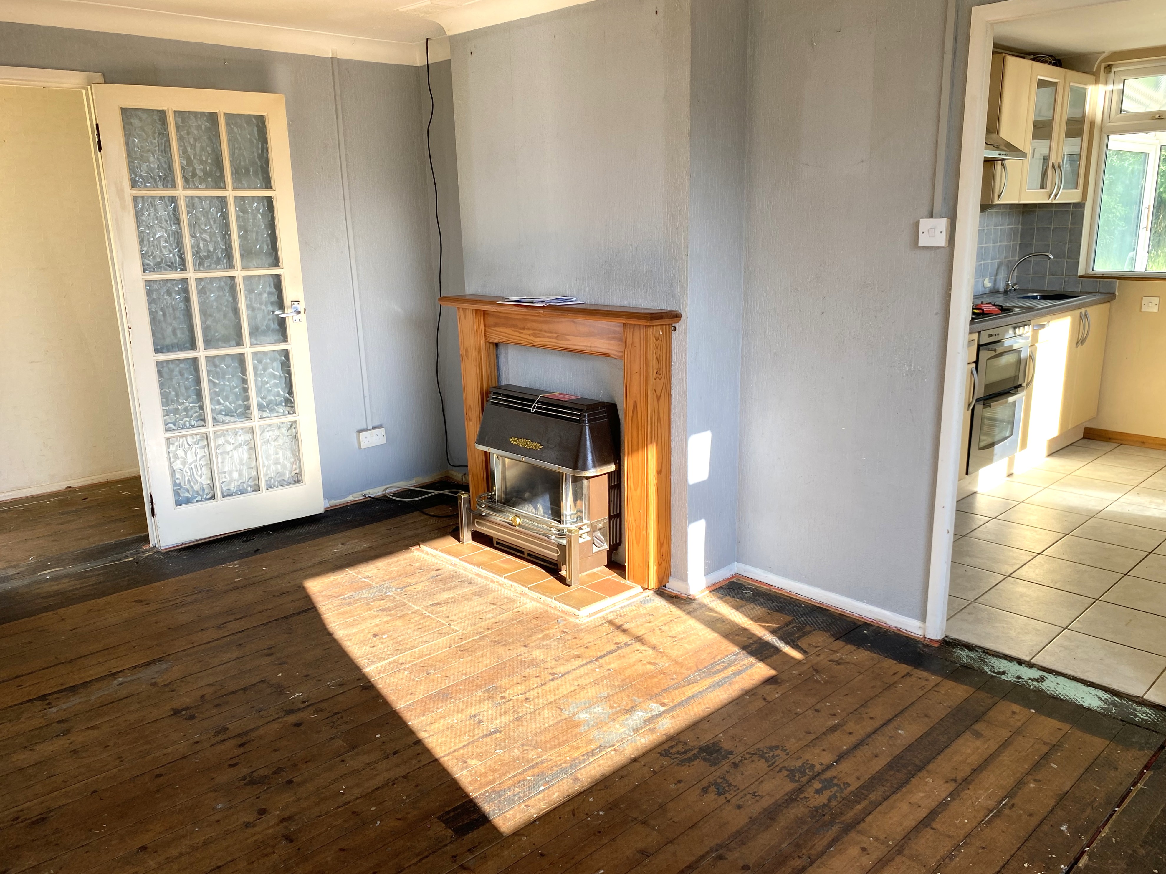 Image 3 of 11