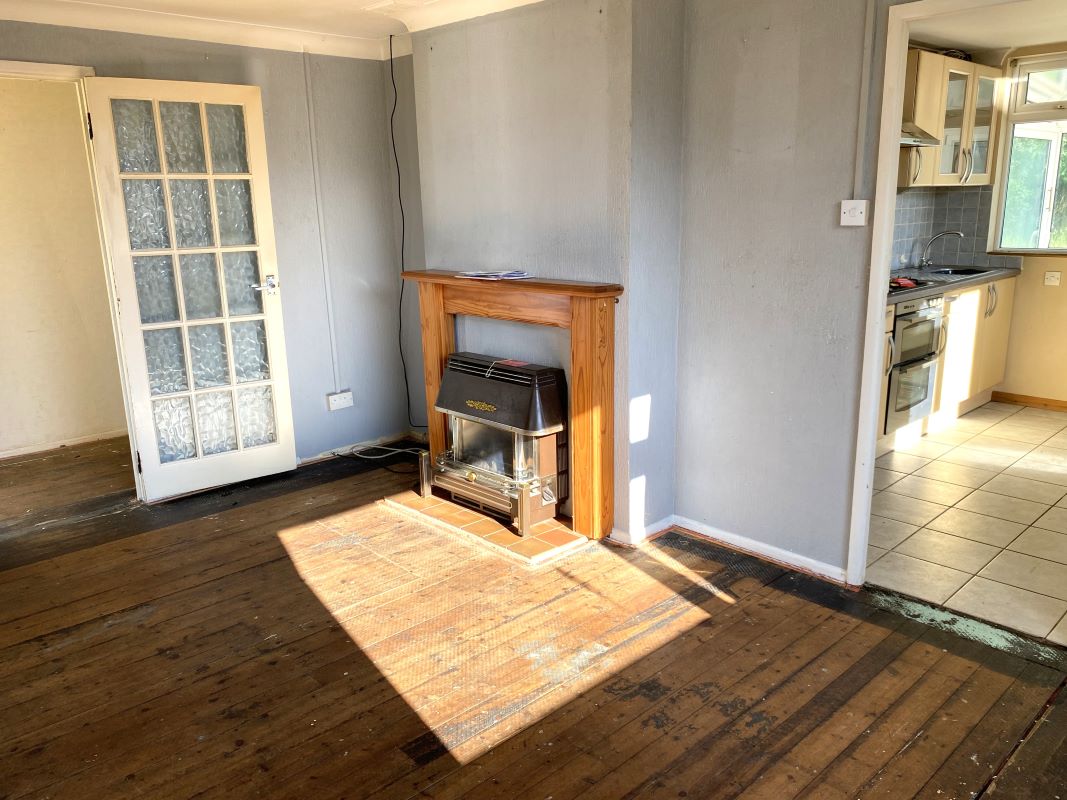 Image 3 of 11