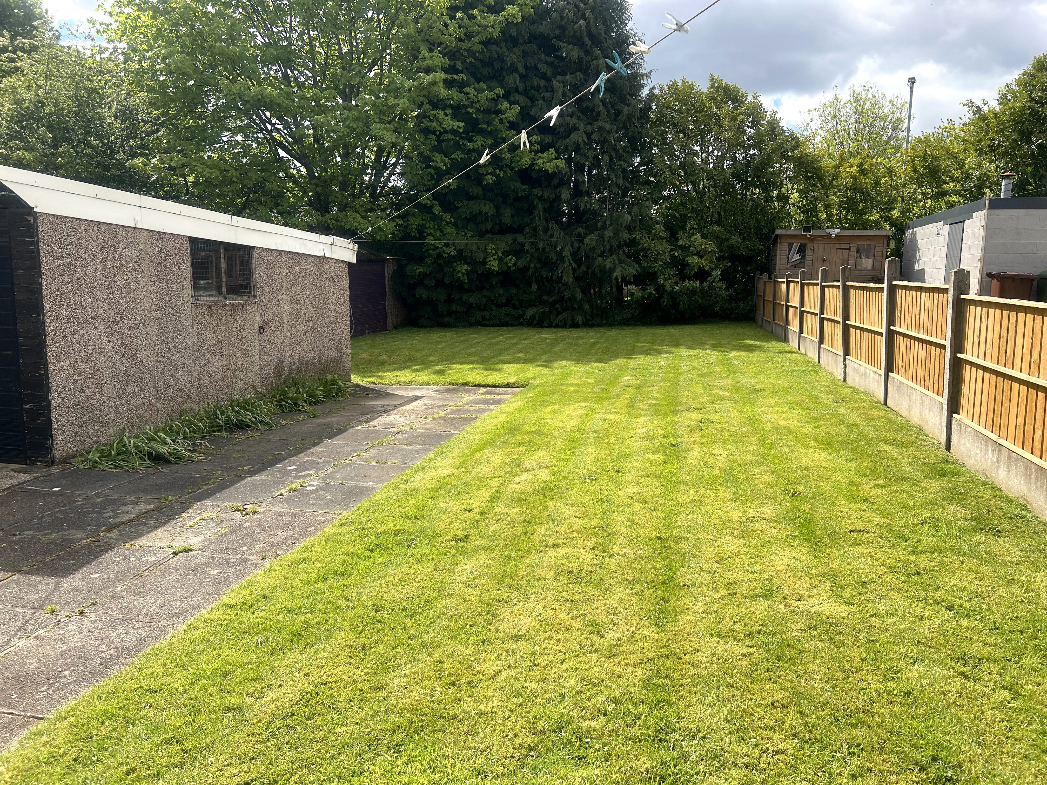Image 3 of 4