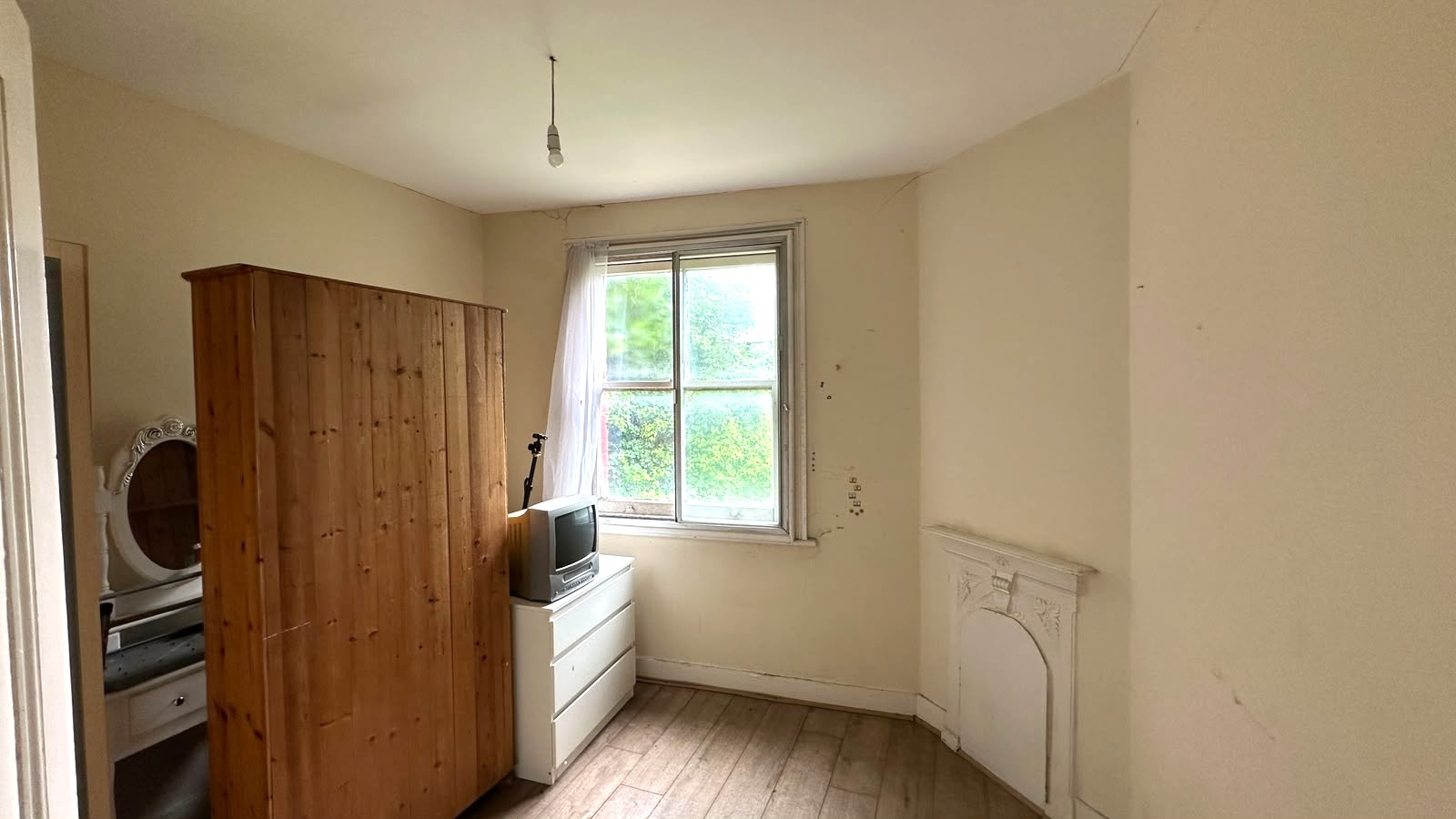 Image 10 of 15