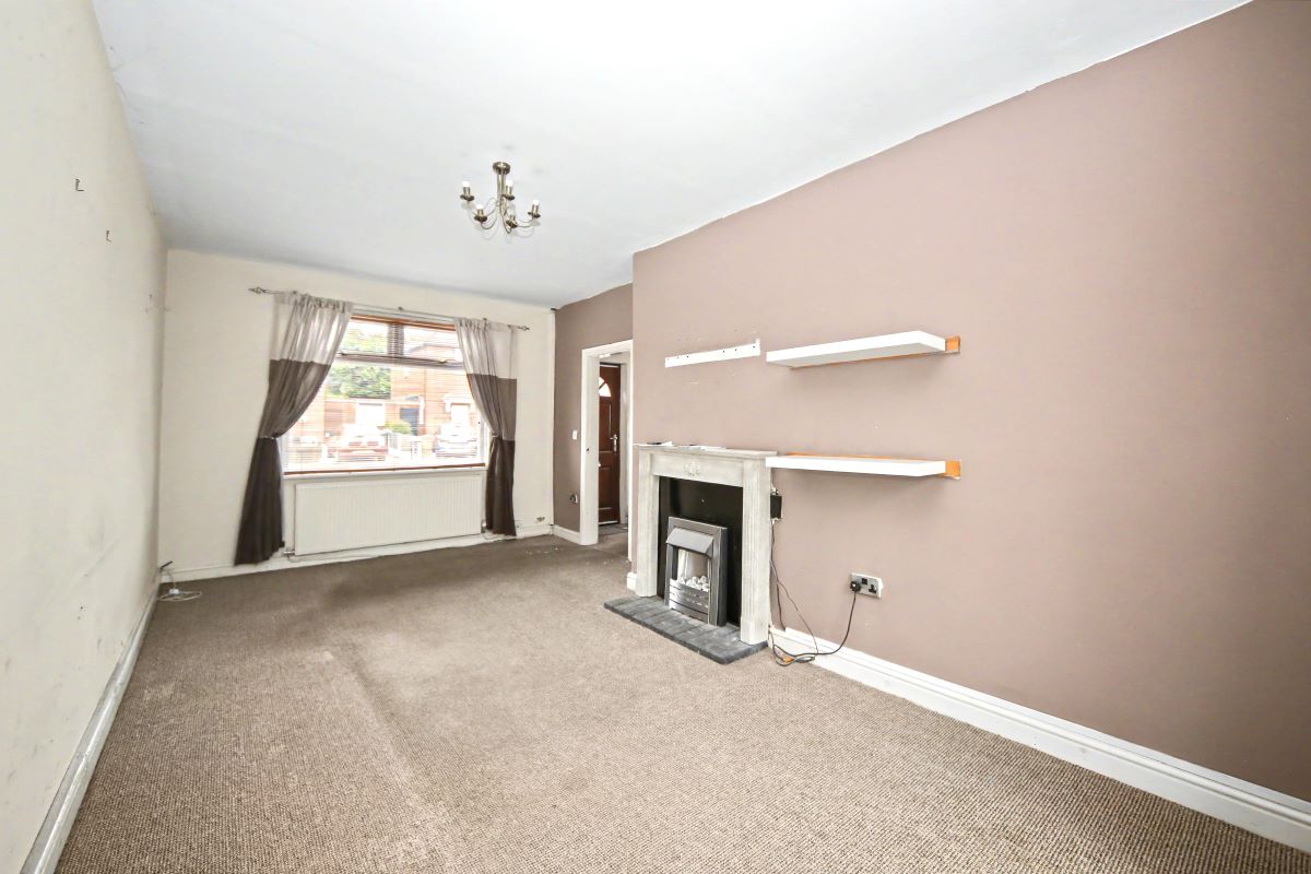 Image 2 of 19