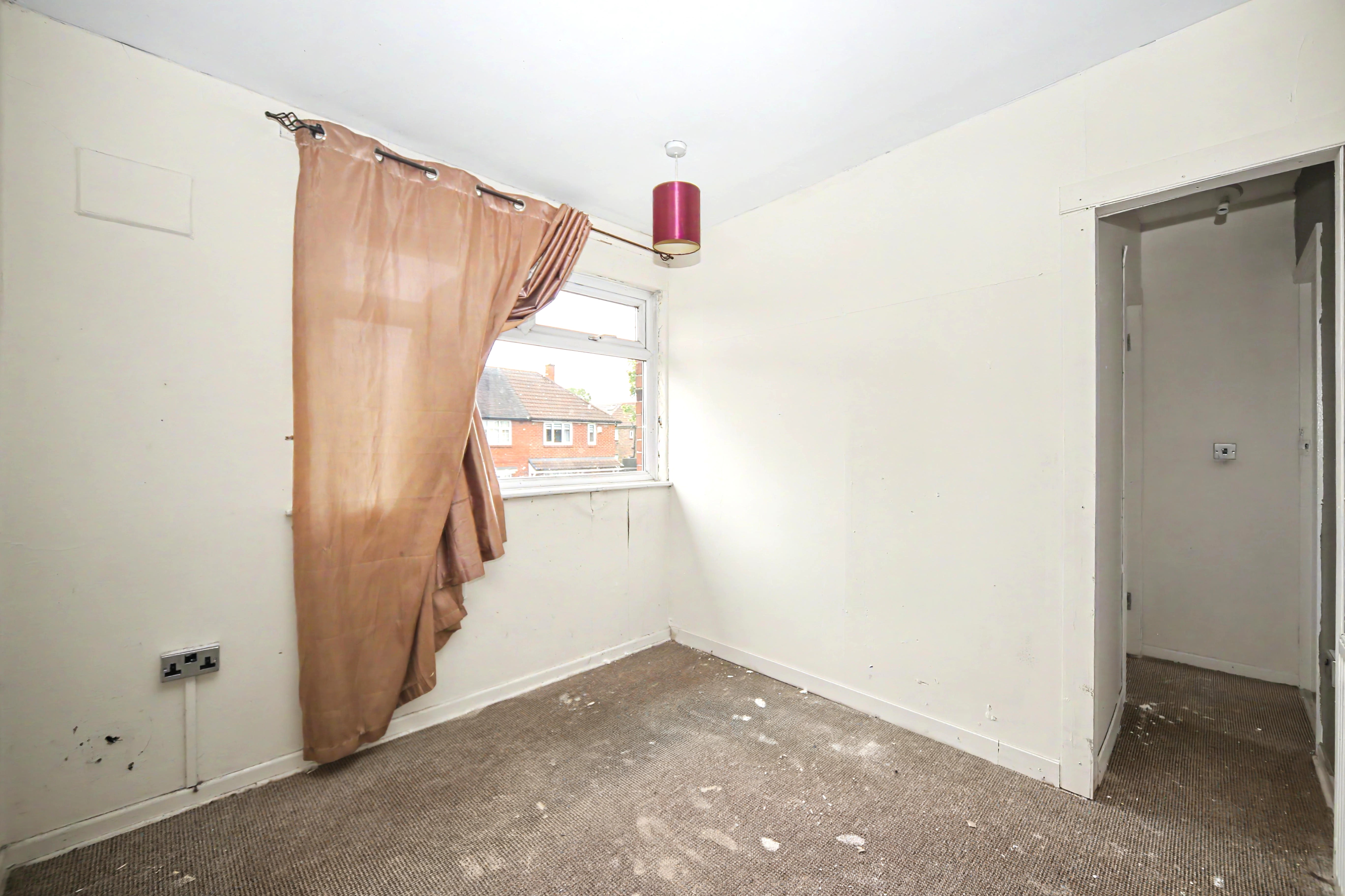 Image 8 of 19