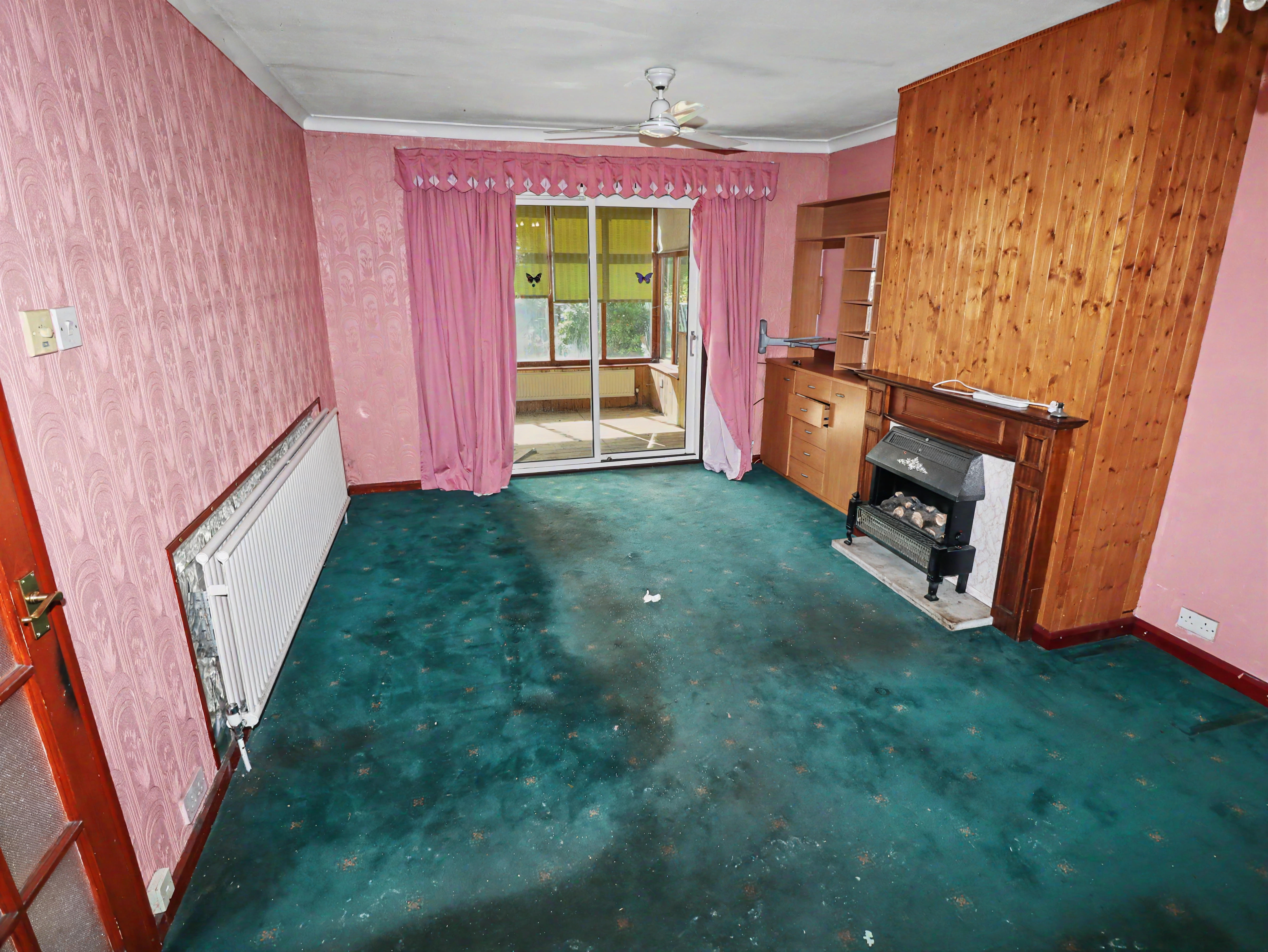 Image 2 of 19