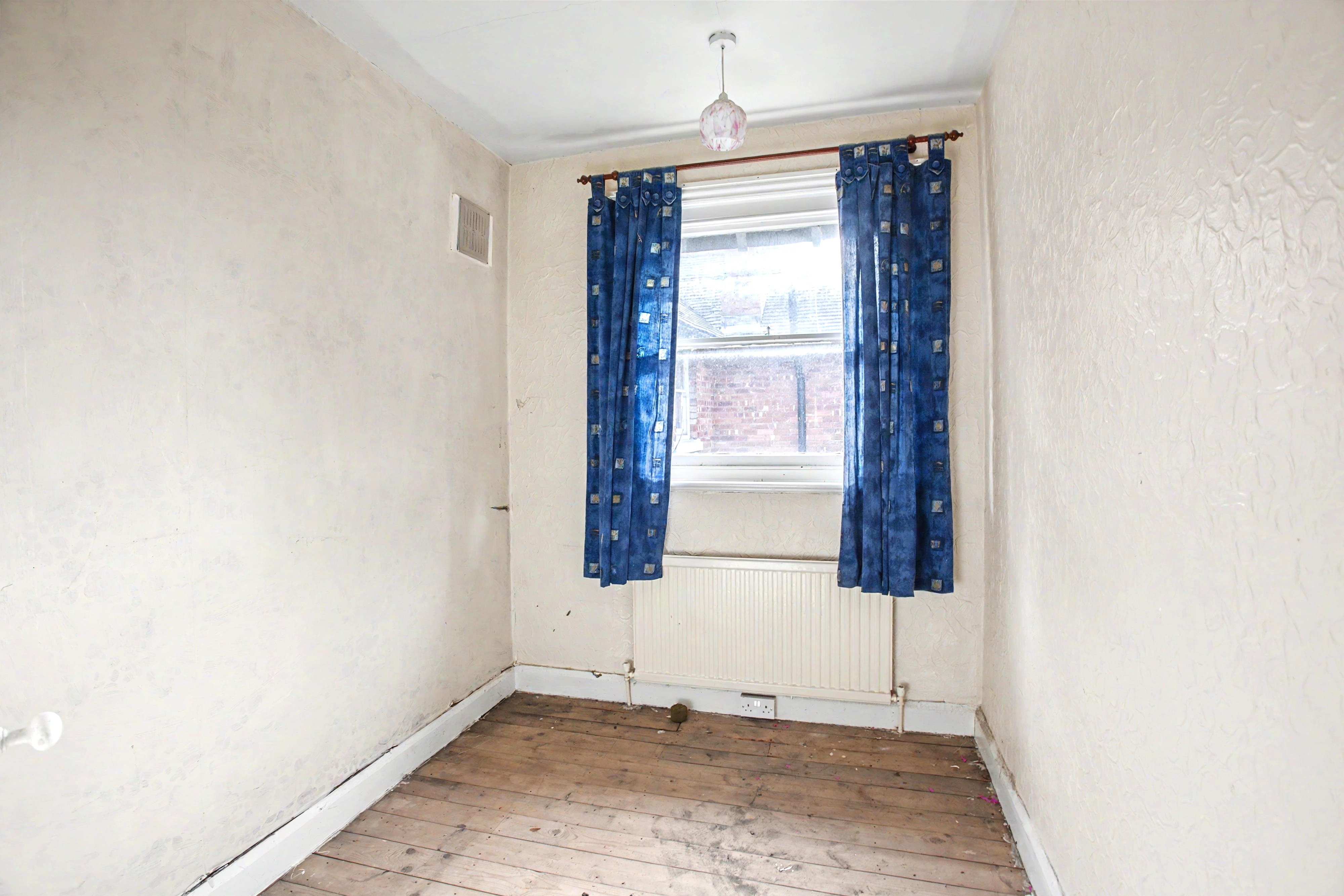 Image 14 of 21